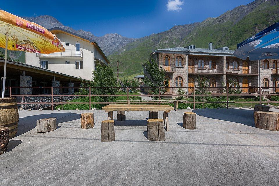 Hotel Nini Kazbegi Dış mekan fotoğraf
